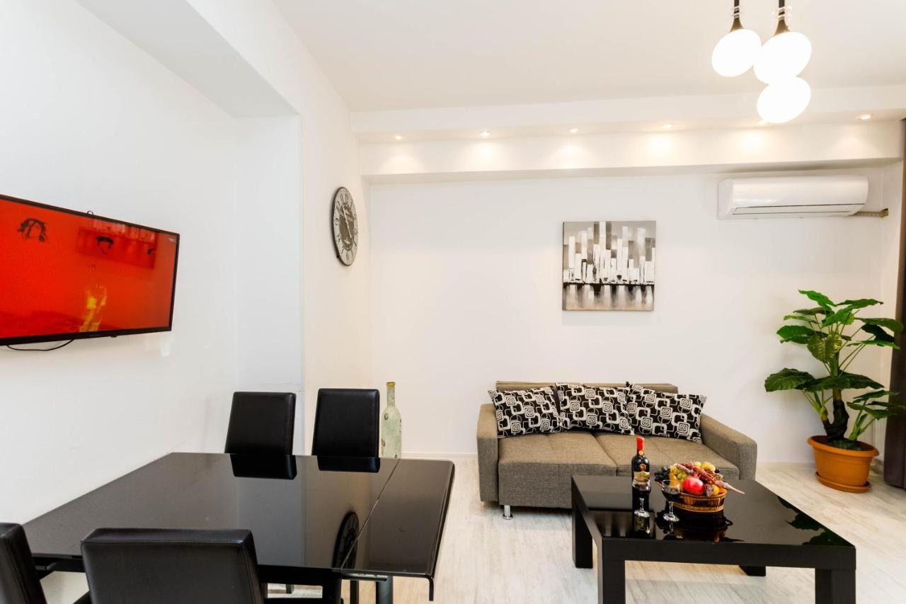 Lovely 2 Bedroom Flat Tbilisi Exterior foto