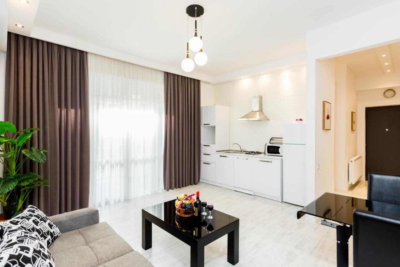 Lovely 2 Bedroom Flat Tbilisi Exterior foto